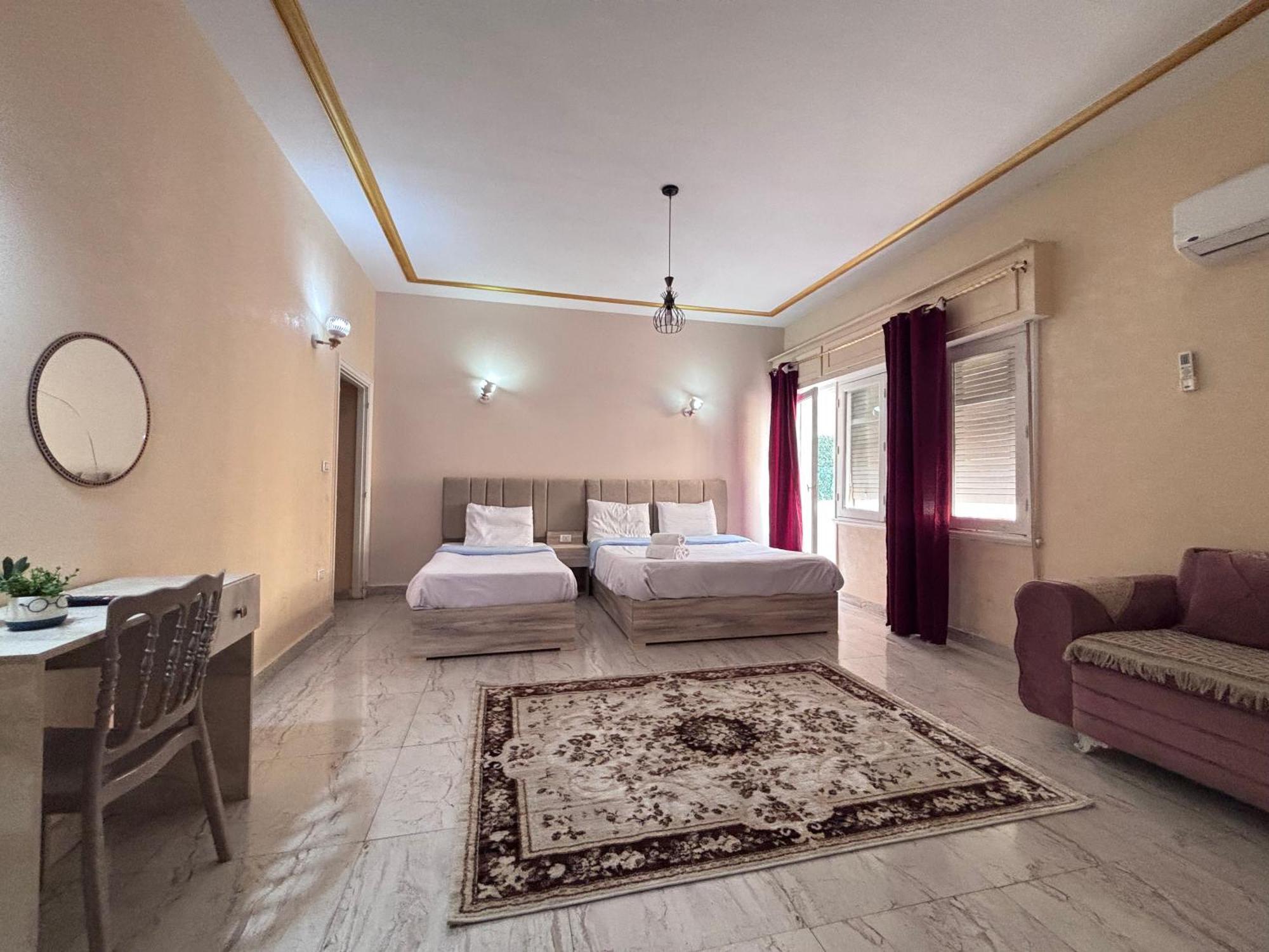 Downtown Family Apartment